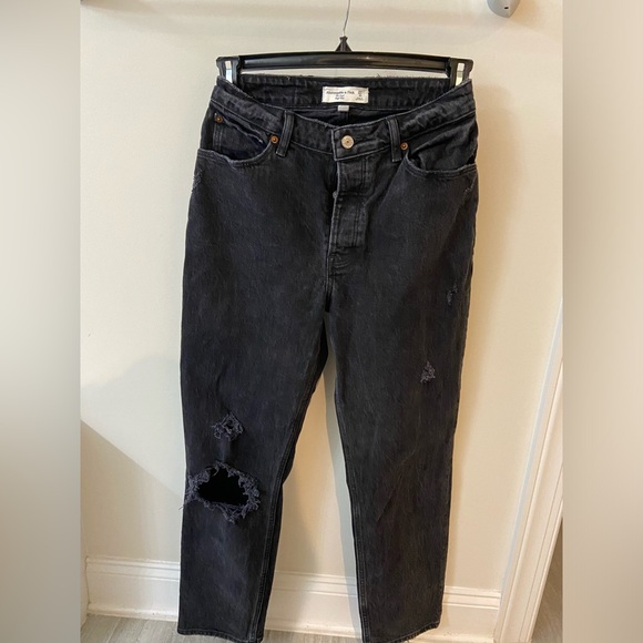 Abercrombie and Fitch High Rise Black Dad Jeans - Picture 1 of 3